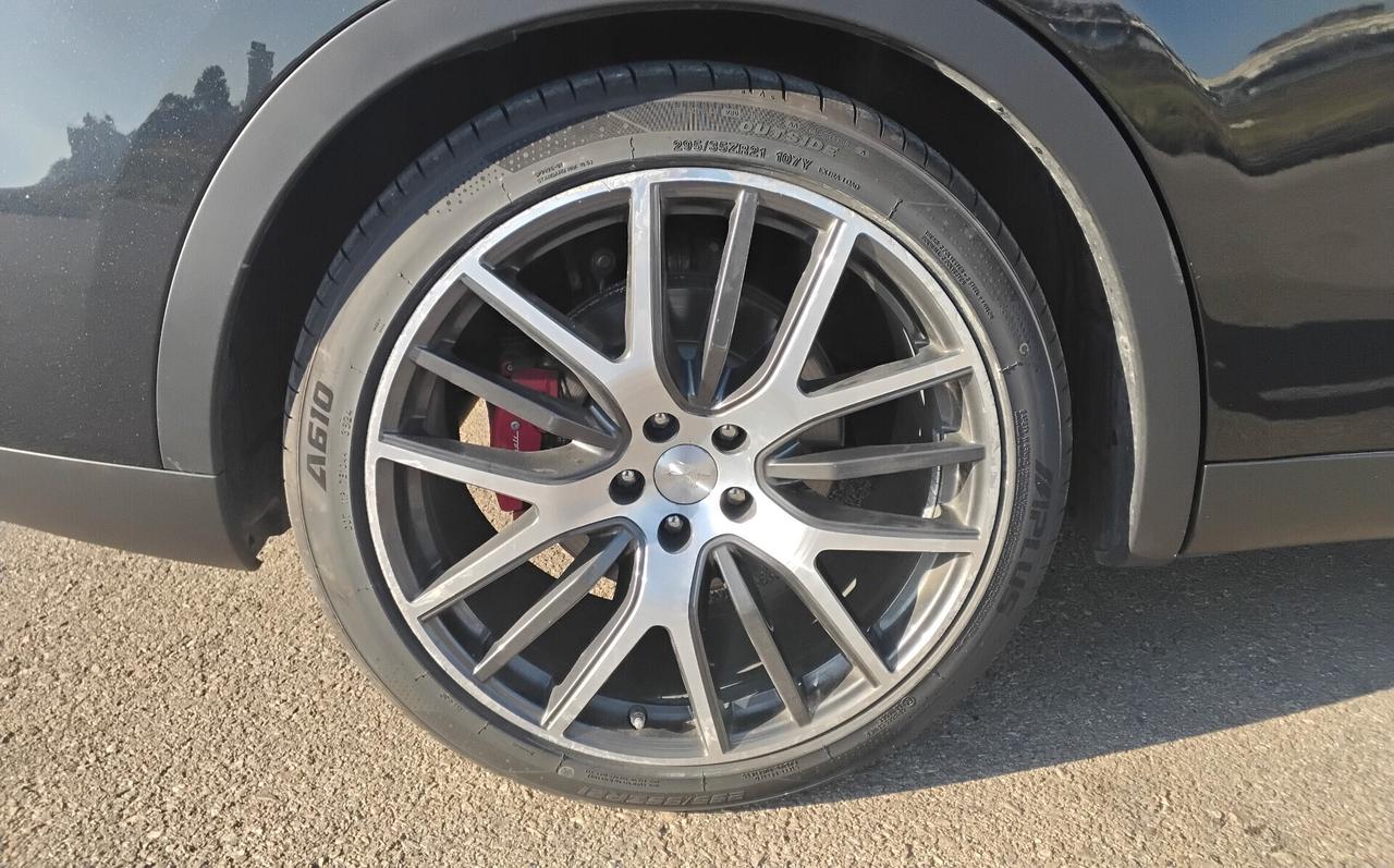 Maserati Levante V6 Diesel AWD Nerissimo Edition