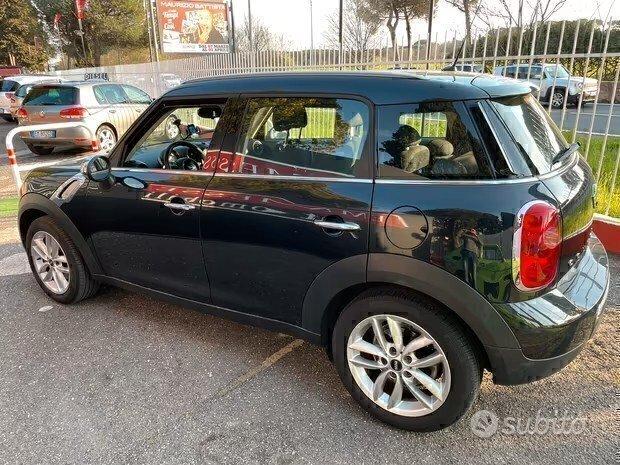 Mini Cooper Countryman 1.6 dci diesel - 2014