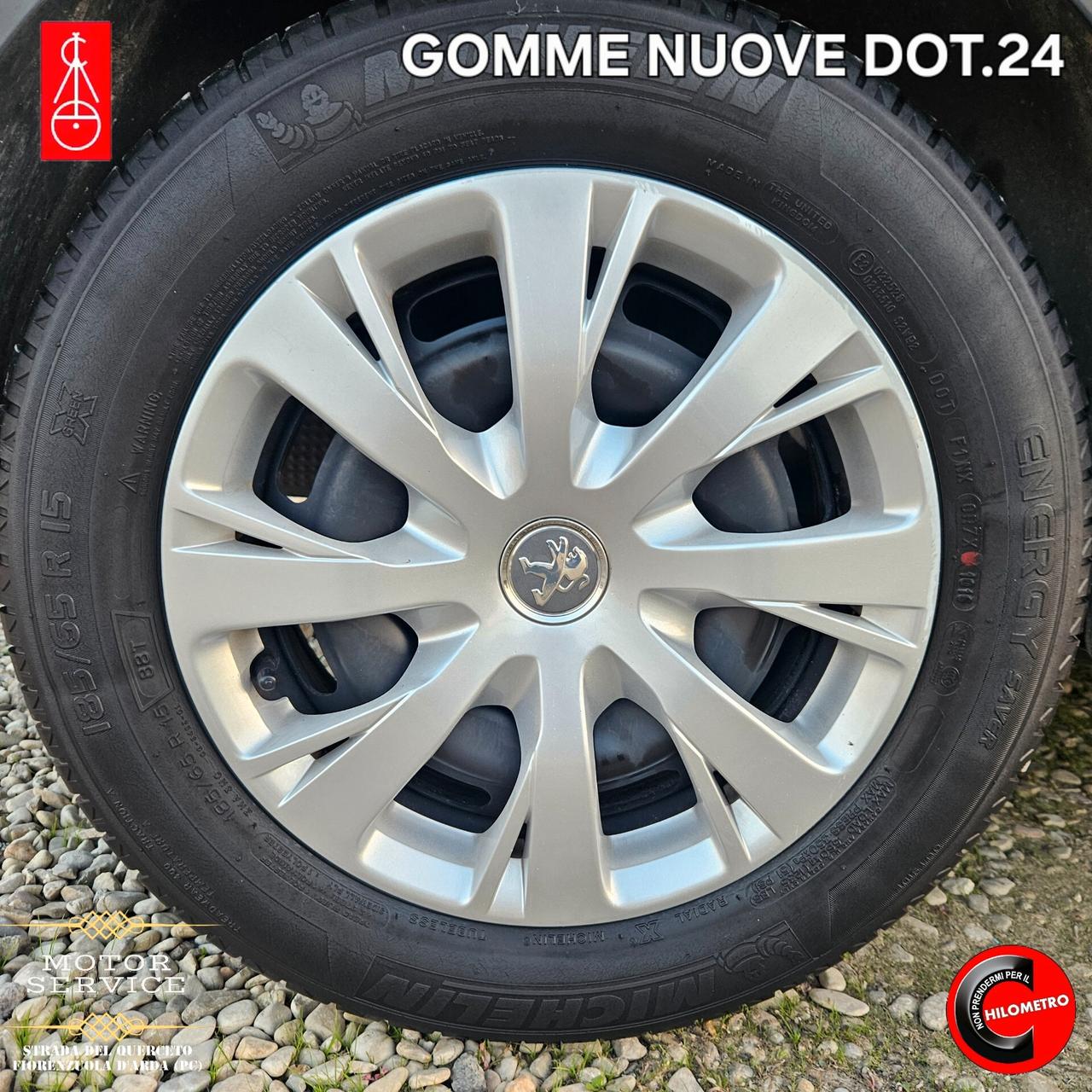 Peugeot 208 VERNICE OPACA KM DOCUMENTATI DA 89€ MESE