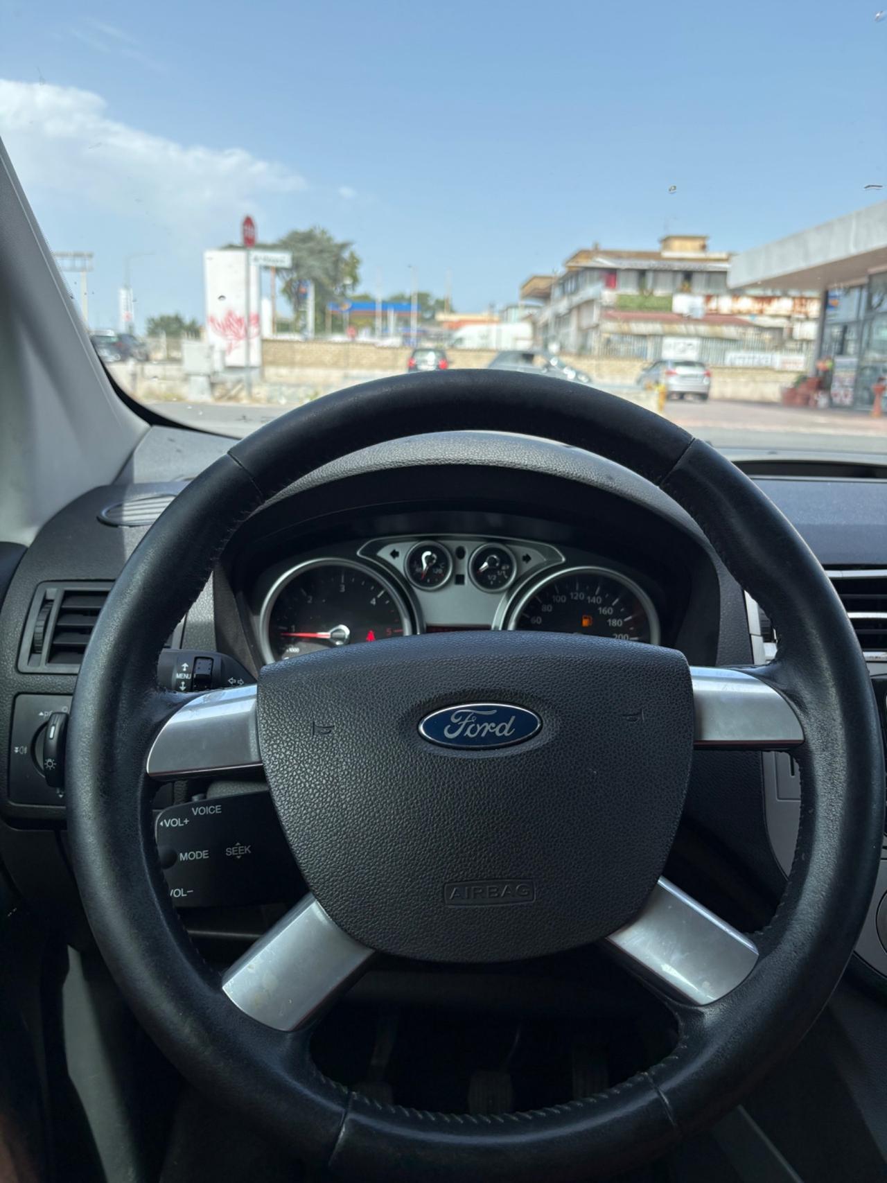 Ford Kuga 2.0 TDCi 140 CV 2WD Titanium DPF