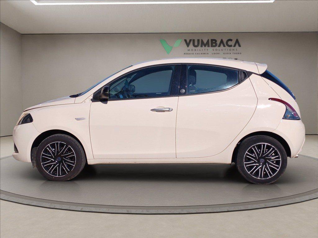 LANCIA Ypsilon 1.0 firefly hybrid Gold s&s 70cv del 2021