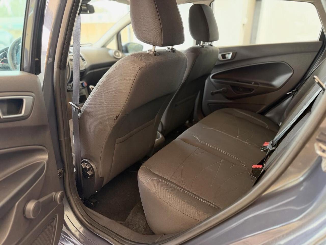 Ford Fiesta 1.2 60CV 5 porte Titanium