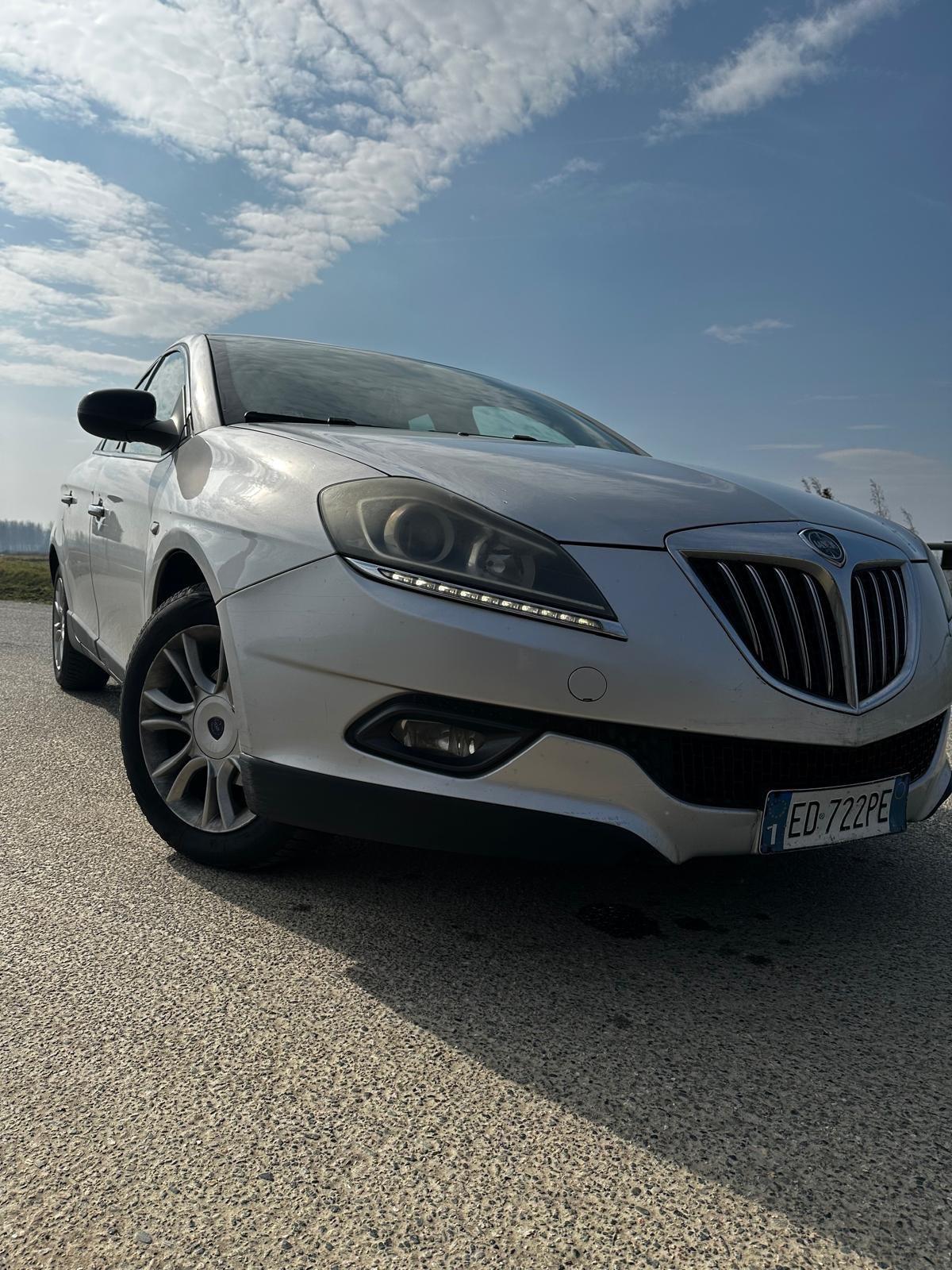 Lancia Delta 1.6 MJT DPF Selectronic Argento