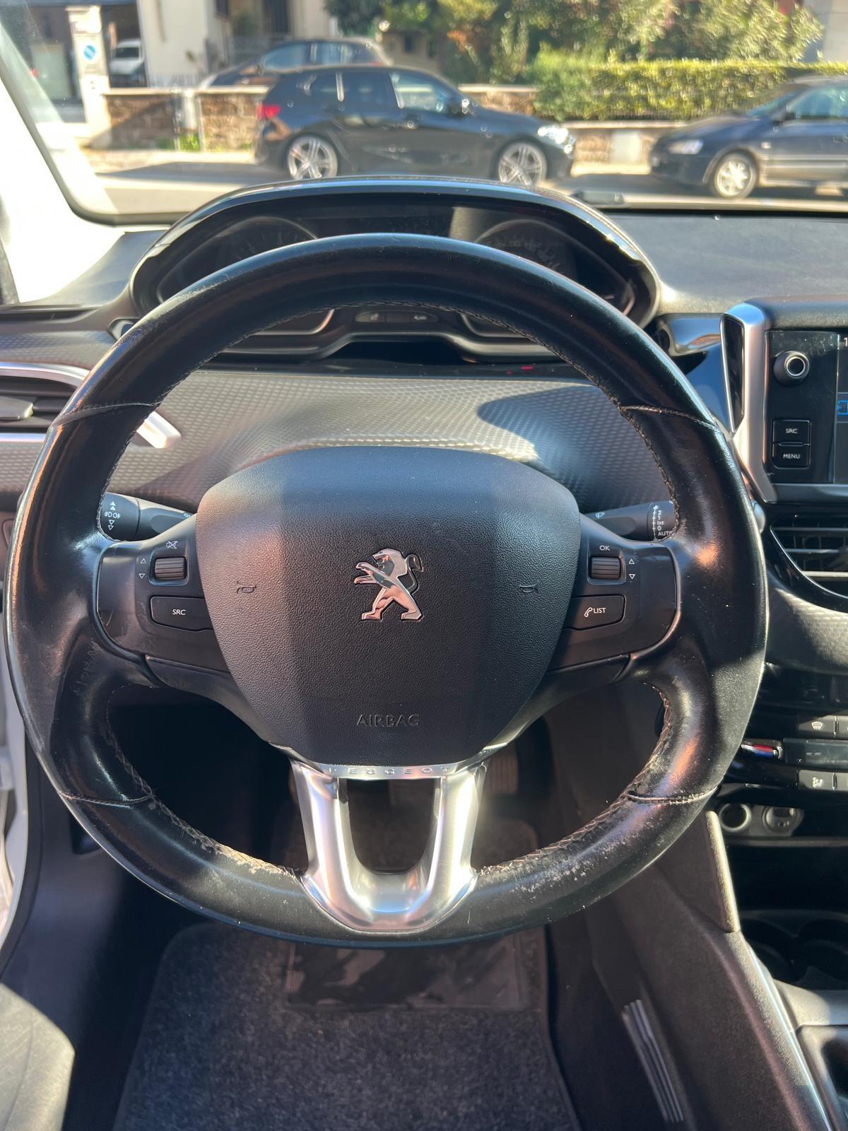 Peugeot 208 BlueHDi 75 5 porte Allure * NEOPATENTATI *