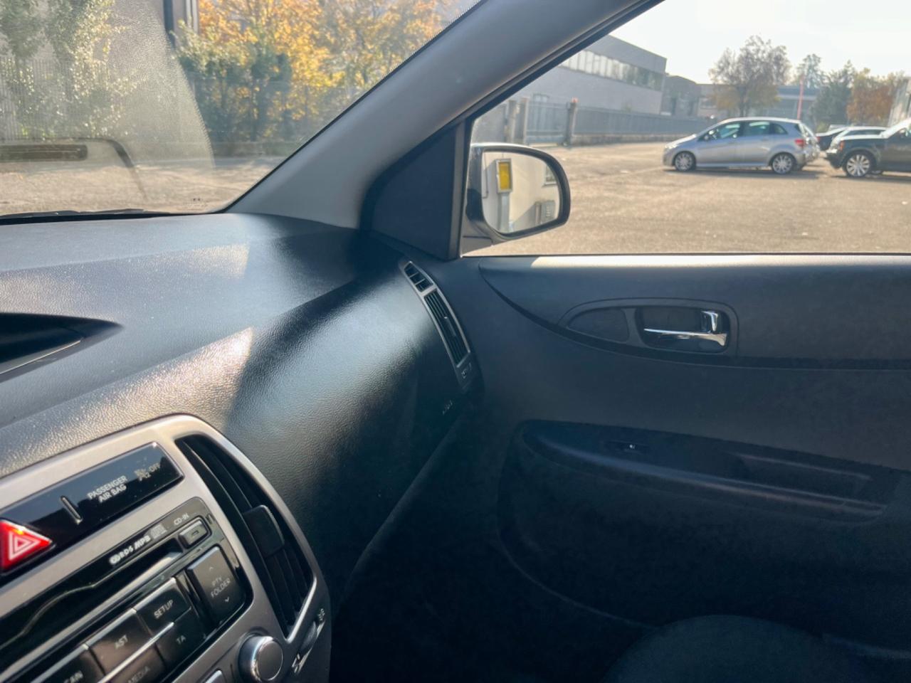 Hyundai i20 1.2GPL 2013 139.000km bombole revisionate fino all 2033