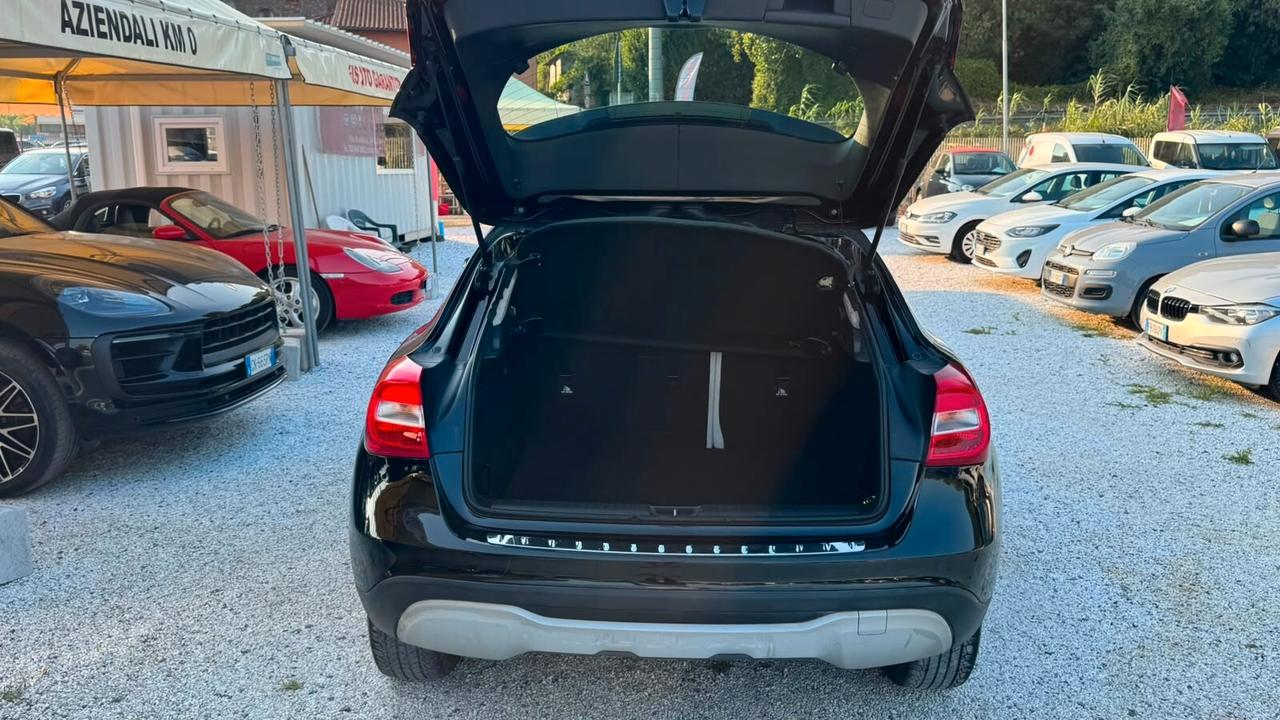 Mercedes-benz GLA 180 Premium