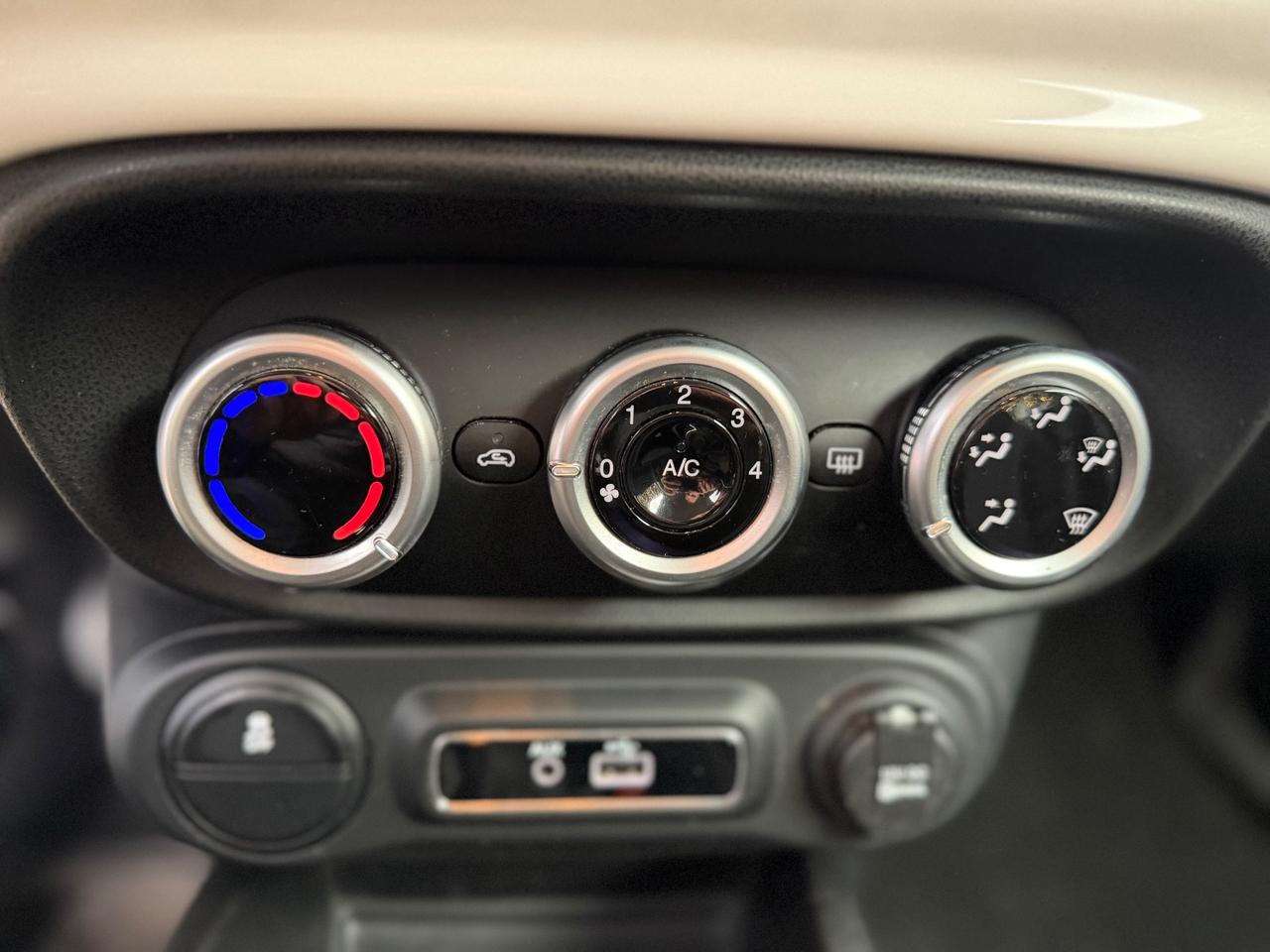 Fiat 500L 1.4 T-Jet 120 CV GPL Lounge