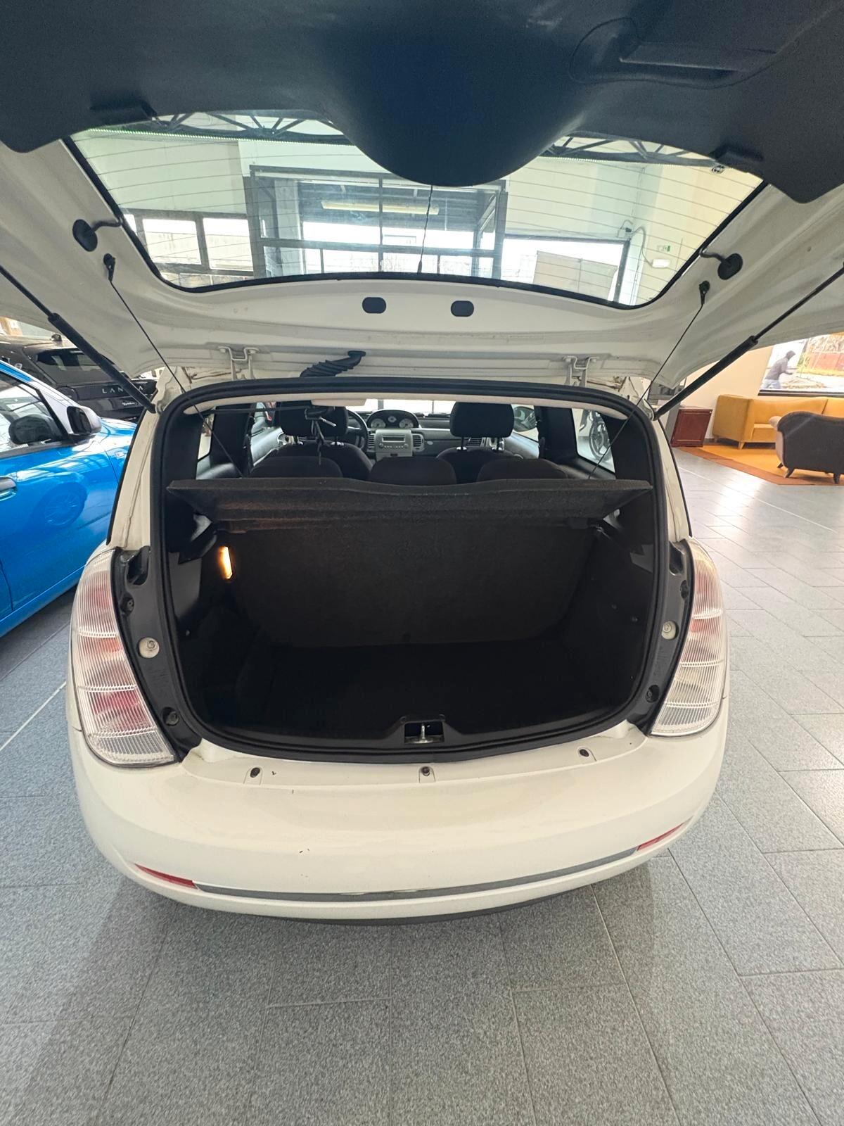 Lancia Ypsilon 1.2 69 CV Elle