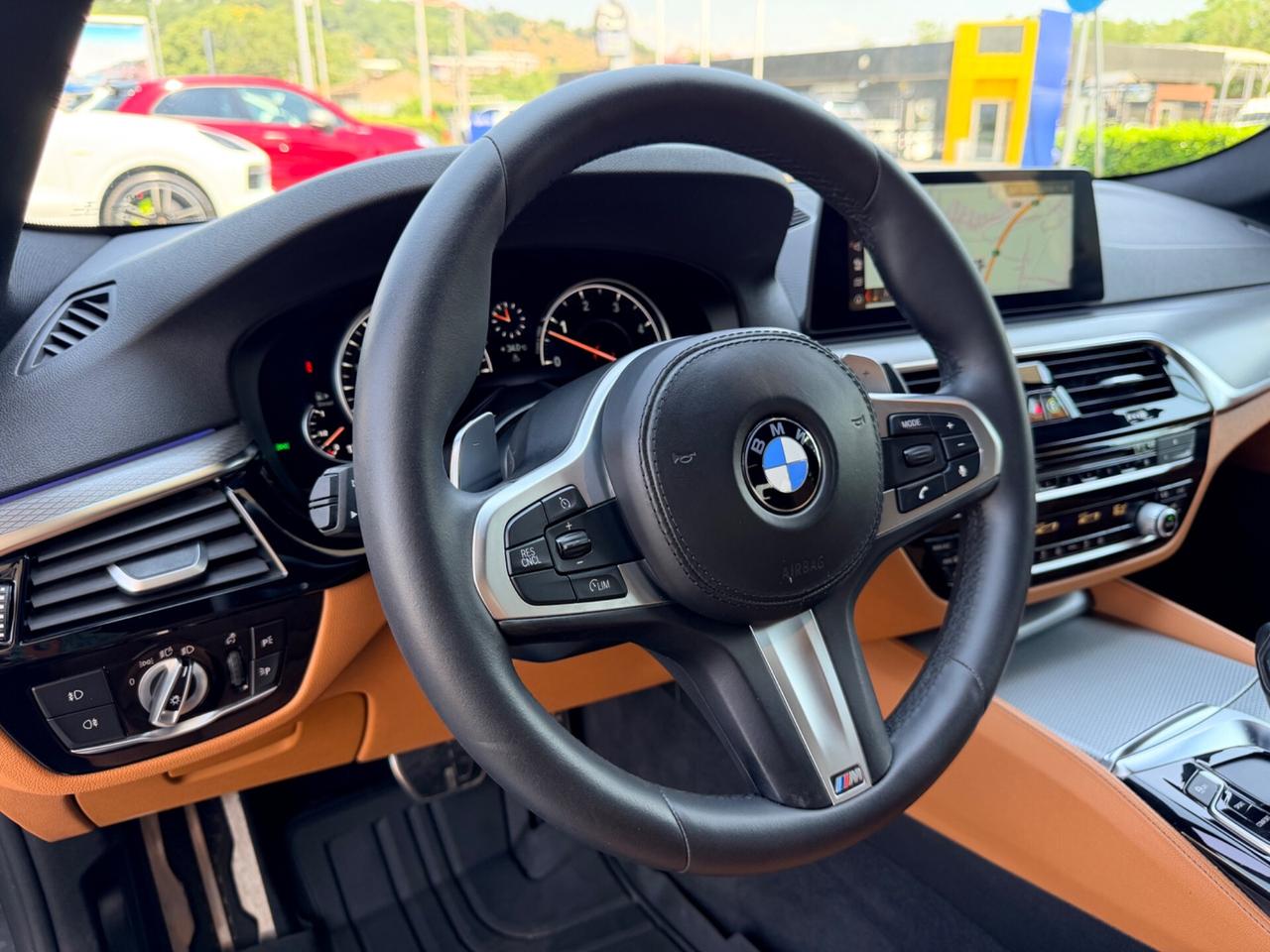 Bmw 530d xDrive Msport 249cv uni pro da vetrina