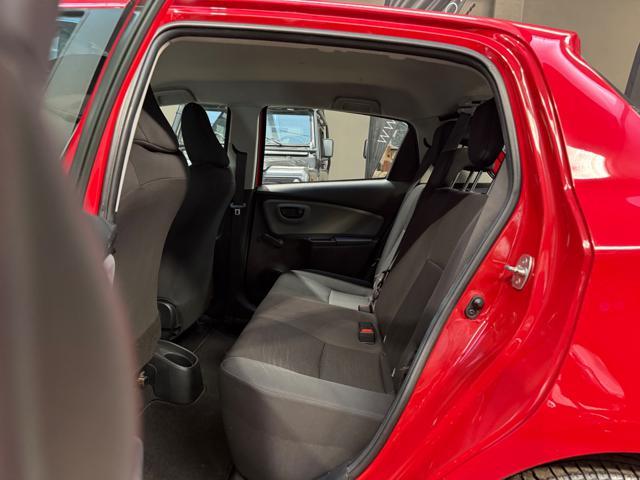 TOYOTA Yaris 1.0 5 porte Cool