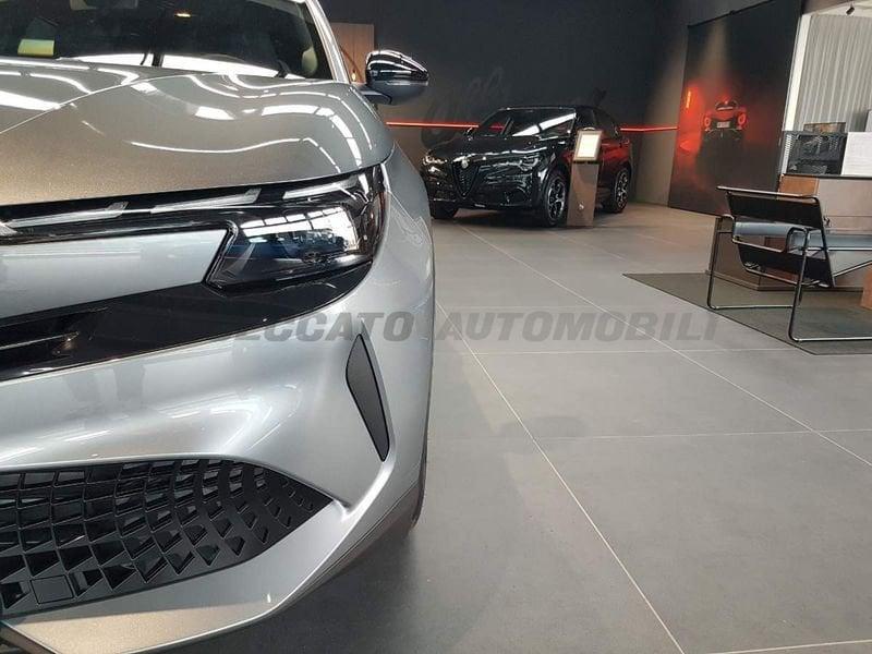 Alfa Romeo Junior Junior 1.2 ibrida 136cv edct6