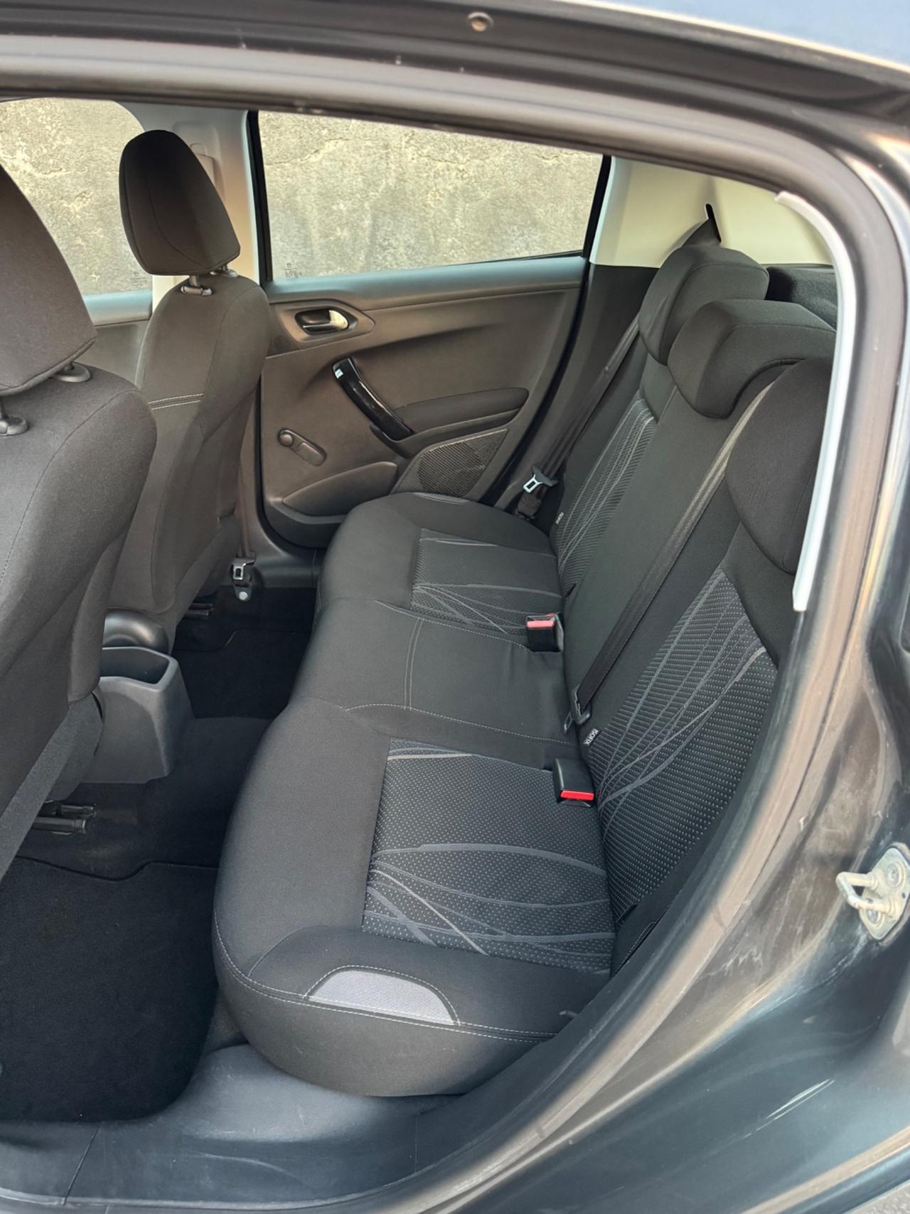 Peugeot 208 1.4 HDi SOLO 68.000 CHILOMETRI