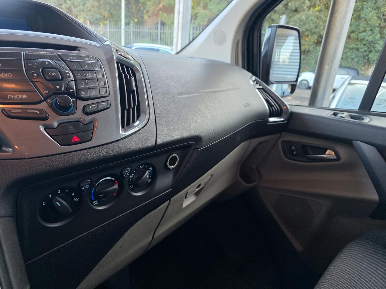 Ford Tourneo Custom 310 2.0 TDCi 170CV aut. PL Titanium