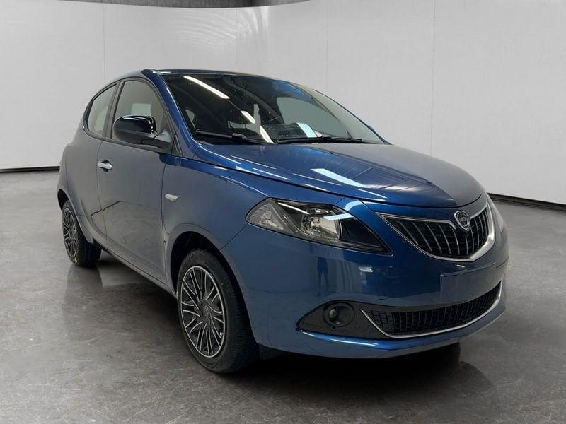 Lancia Ypsilon 1.0 firefly hybrid Gold s&s 70cv 5p.ti