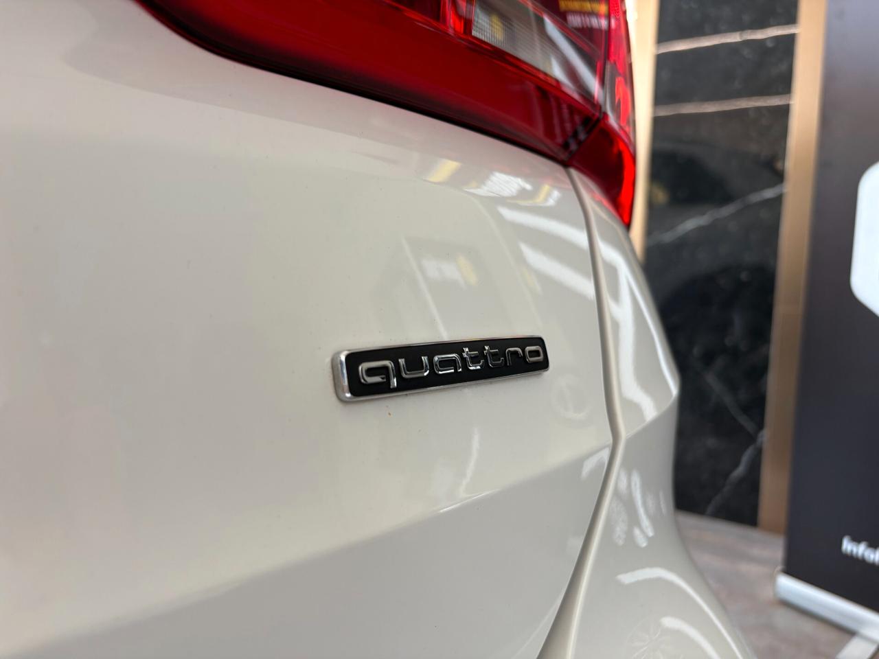 Audi Q3 35 TDI quattro S tronic Business