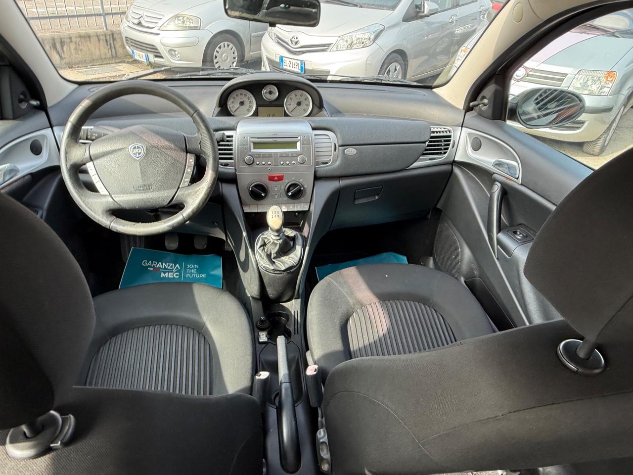 Lancia Ypsilon 1.2 Argento