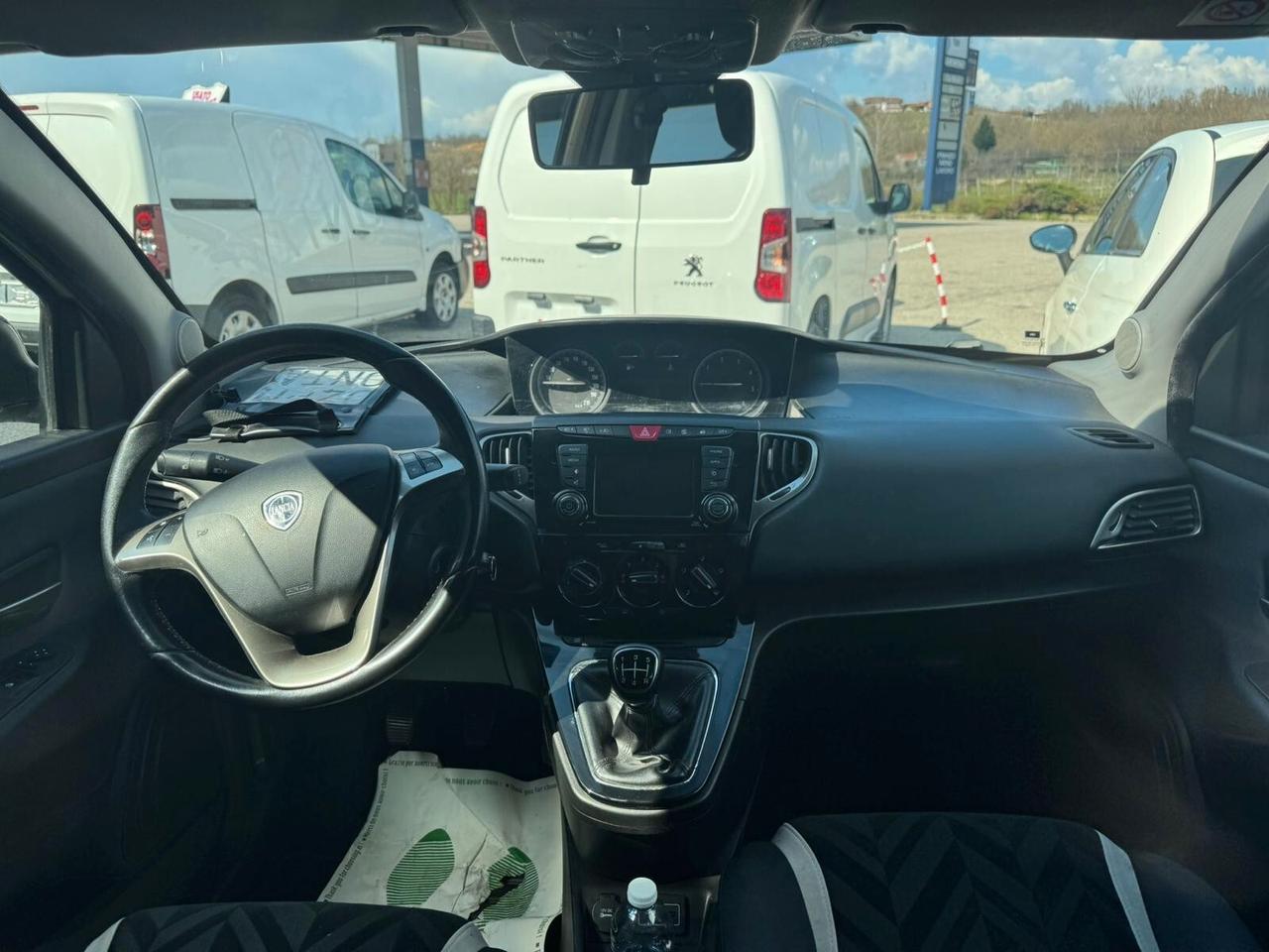Lancia Ypsilon 1.3 MJT 16V 95 CV 5 porte S&S Silver