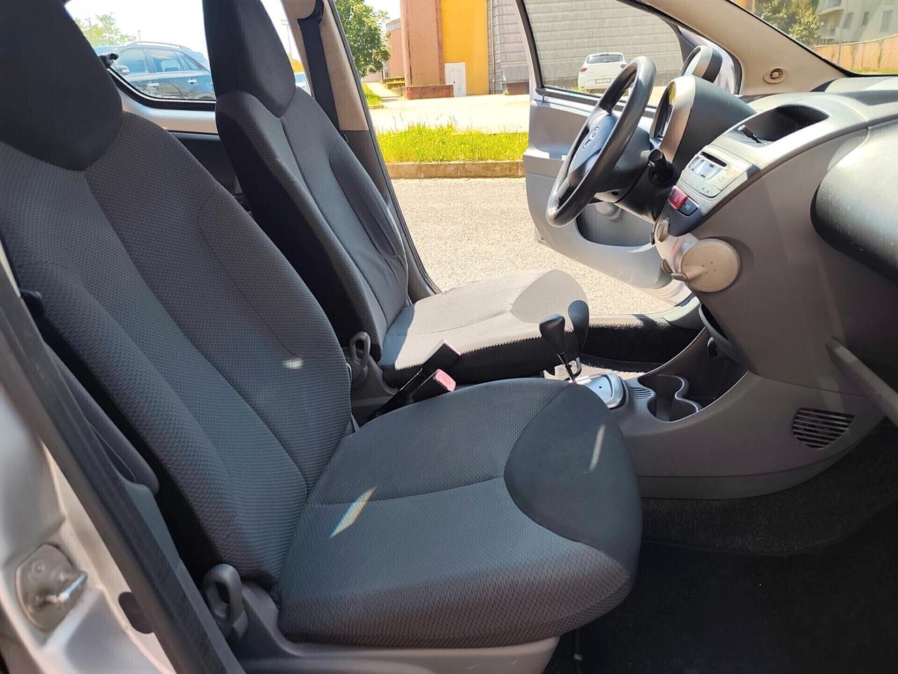 Toyota Aygo 1.0 Benz 5 porte automatica