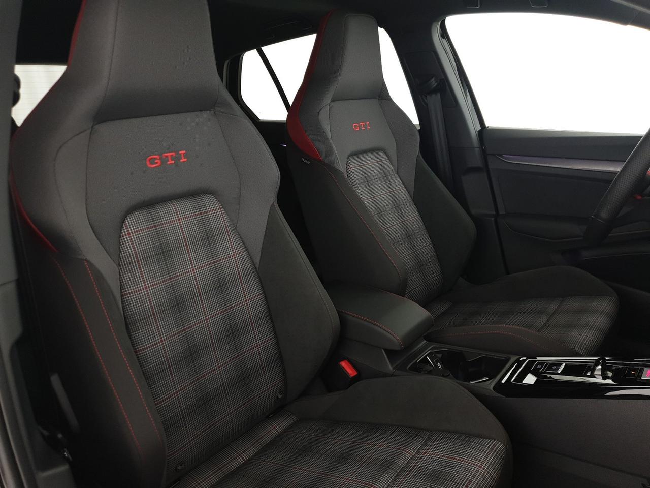 Volkswagen Golf 2.0 tsi gti 265cv dsg