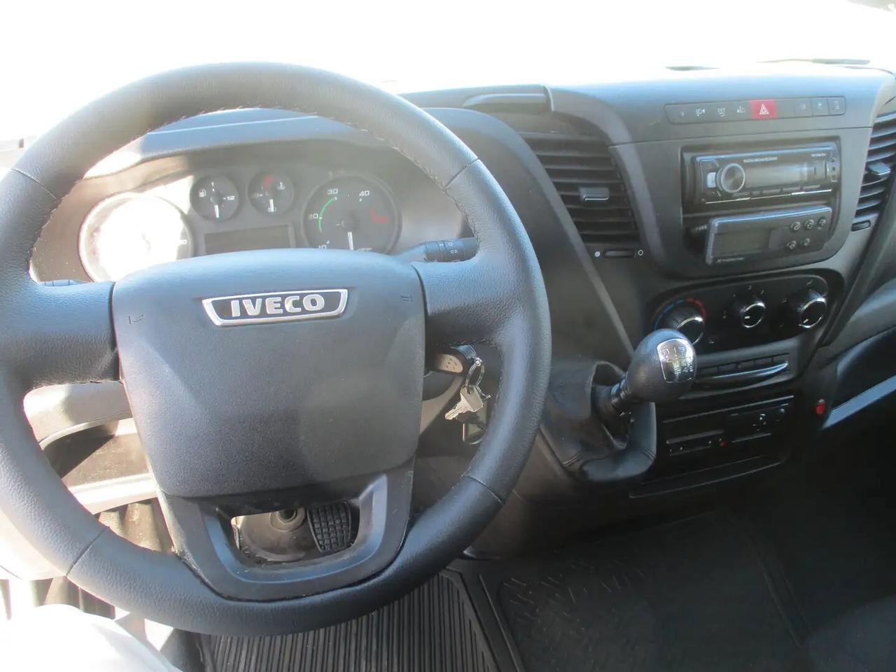 Iveco Daily 60C15 3000 150CV CASS FRIGO 8PED+PEDANA RETRATTILE