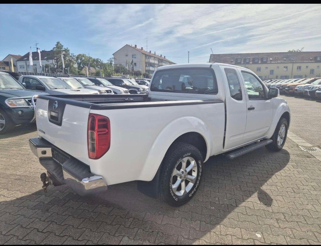 Nissan Navara 2.5 dCi 190CV 2 porte King Cab Sport