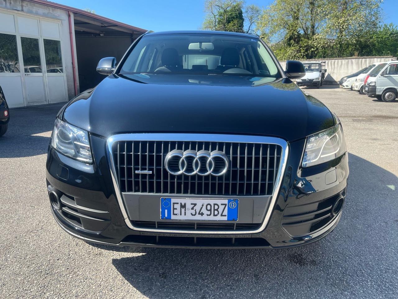 Audi Q5-2.0 tdi/170 cv-s.tronic-4X4-2012