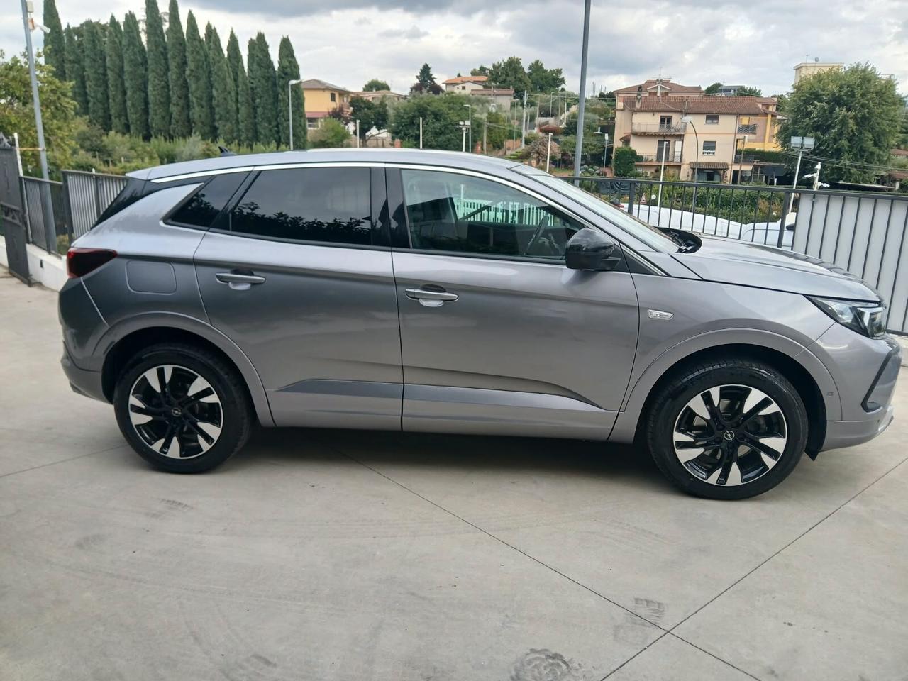 Opel Grandland 1.5 diesel Ecotec aut. Business Elegance