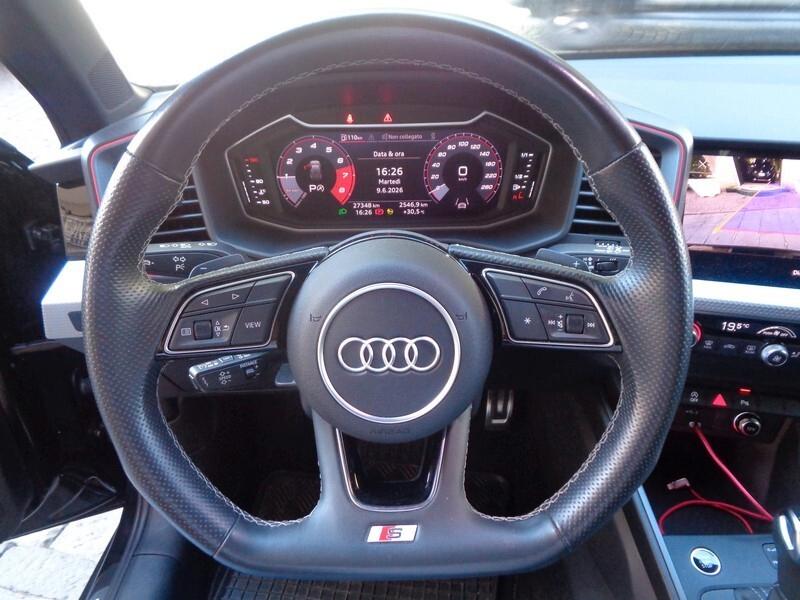 Audi A1 allstreet 30 TFSI S tronic S-Line Interno