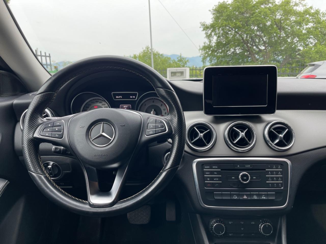 Mercedes-benz CLA 200 CLA 200 d Premium automatico