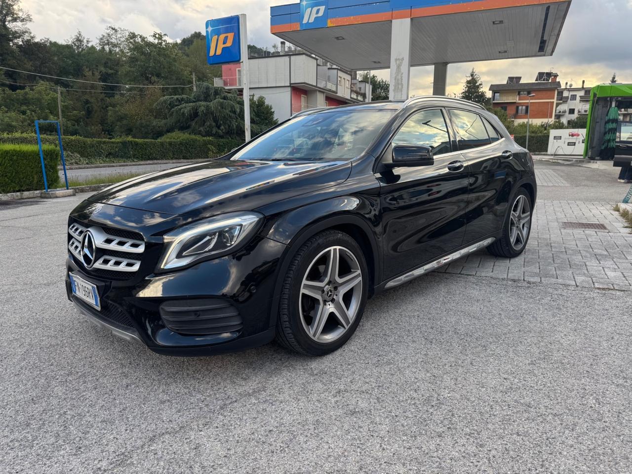Mercedes-benz GLA 200 d 4Matic Premium FULL