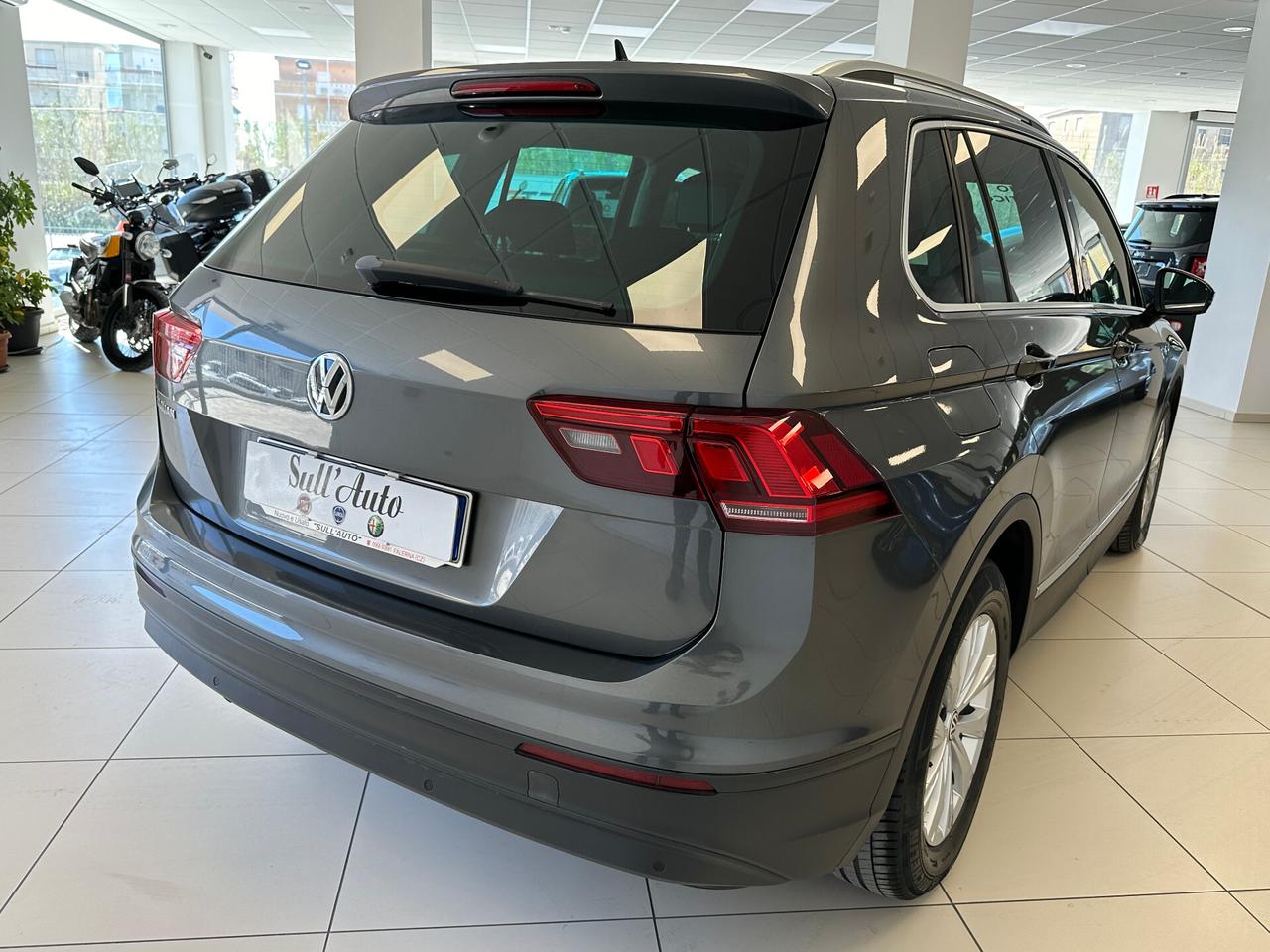 Volkswagen Tiguan 2.0 TDI 150 Cv DSG Business BlueM - 2018