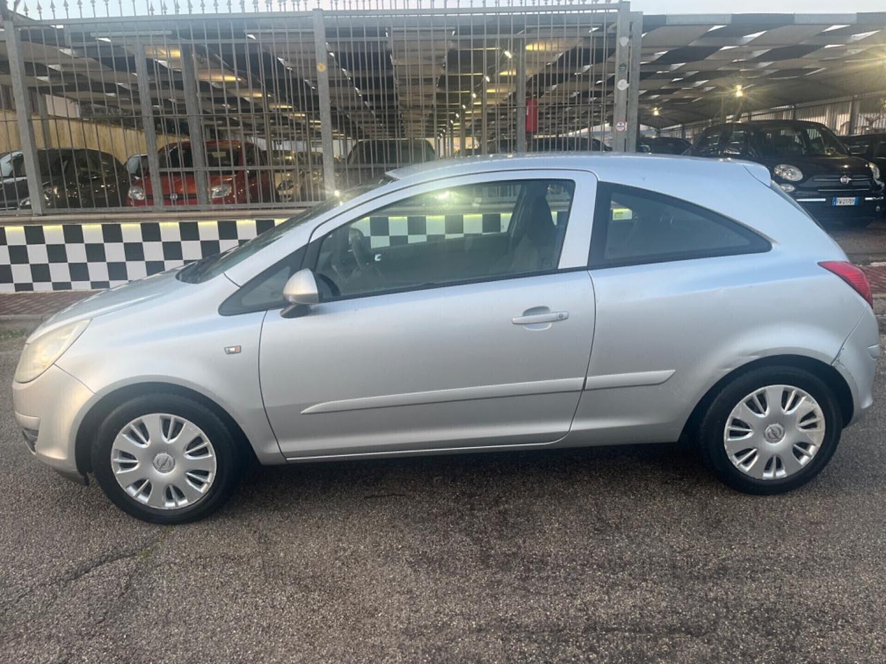 Opel Corsa 1.2 3 porte Club 2007