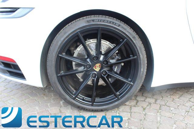 PORSCHE 911 992 Carrera