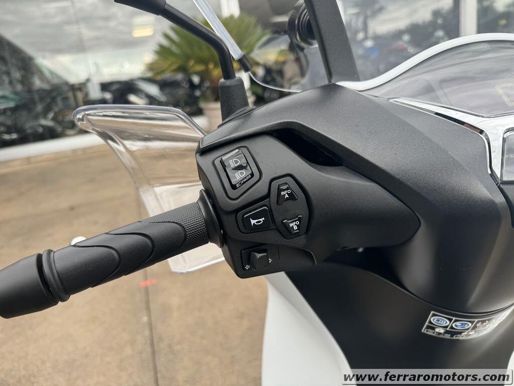 HONDA SH 125 sport NUOVO PRONTA CONSEGNA
