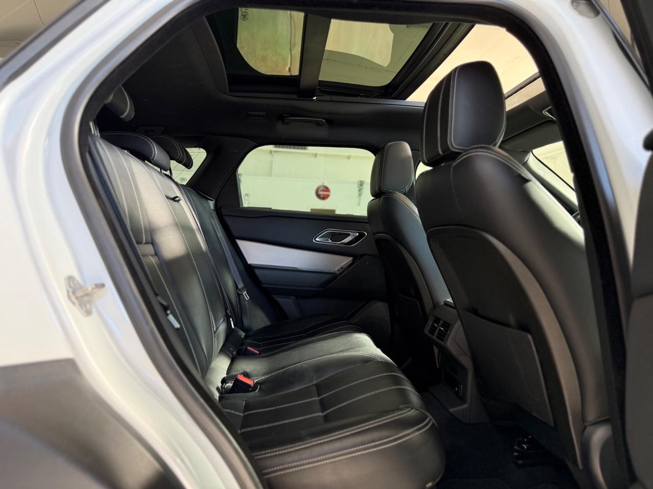 Land Rover Range Velar 2.0D I4 240 CV R-Dynamic HSE