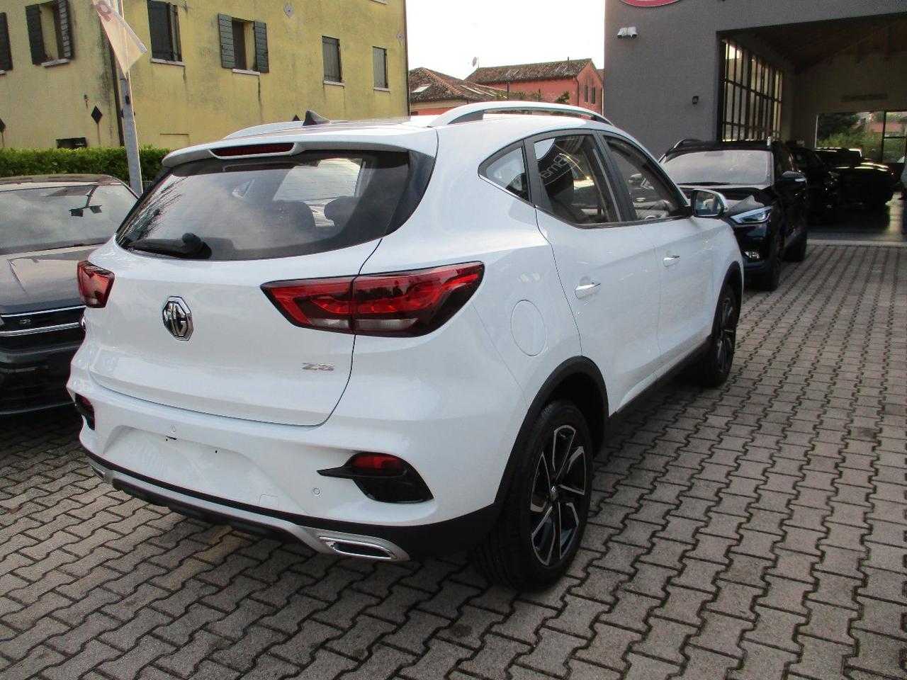 Mg ZS 1.5 Luxury - Carplay/Led