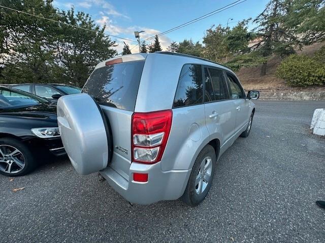 Suzuki Grand Vitara 1.9 DDiS 5 porte