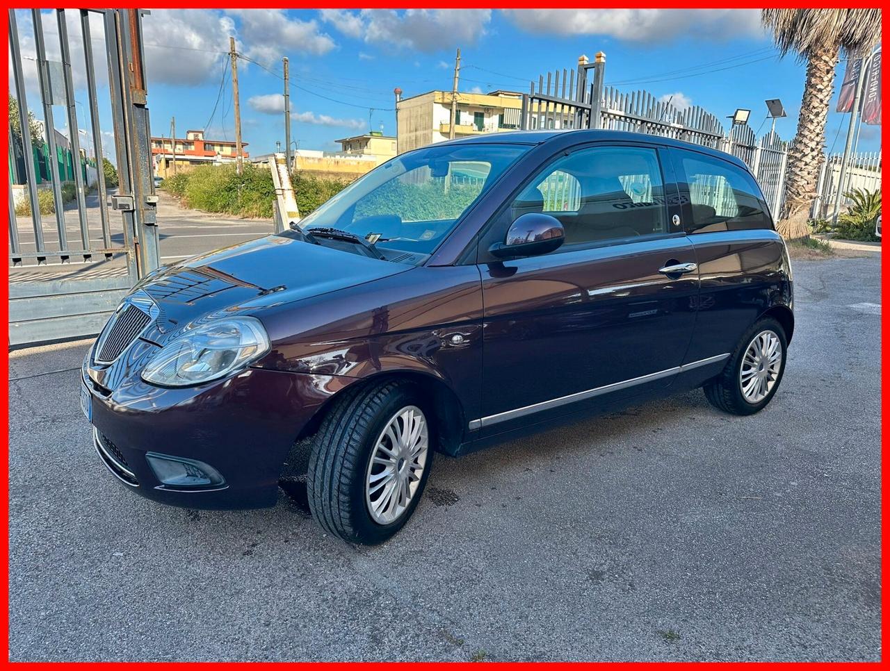Lancia Ypsilon 1.4 Diva Ecochic GPL