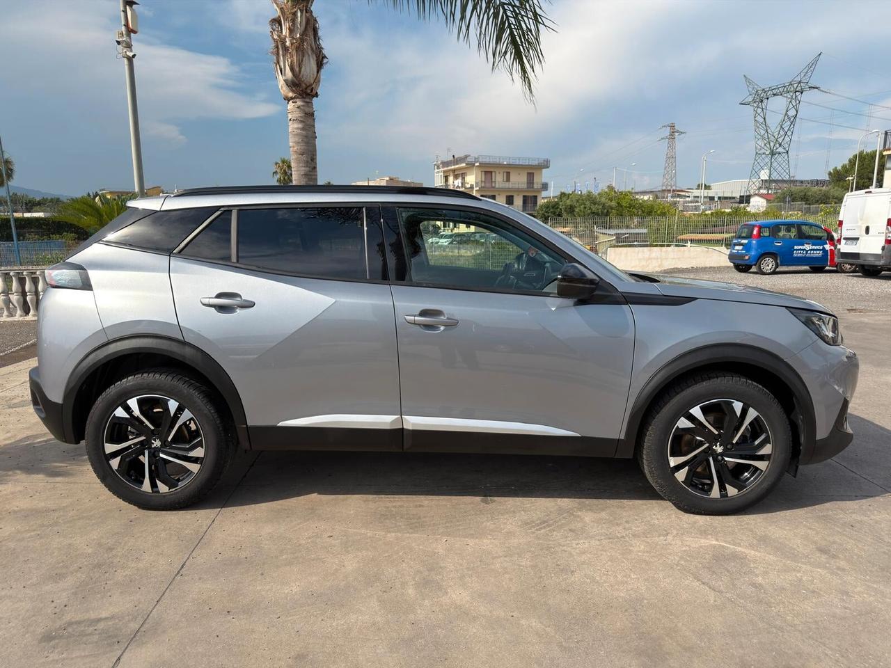 Peugeot 2008 1.5 Hdi 130cv EAT8 Allure 2022 Automatica