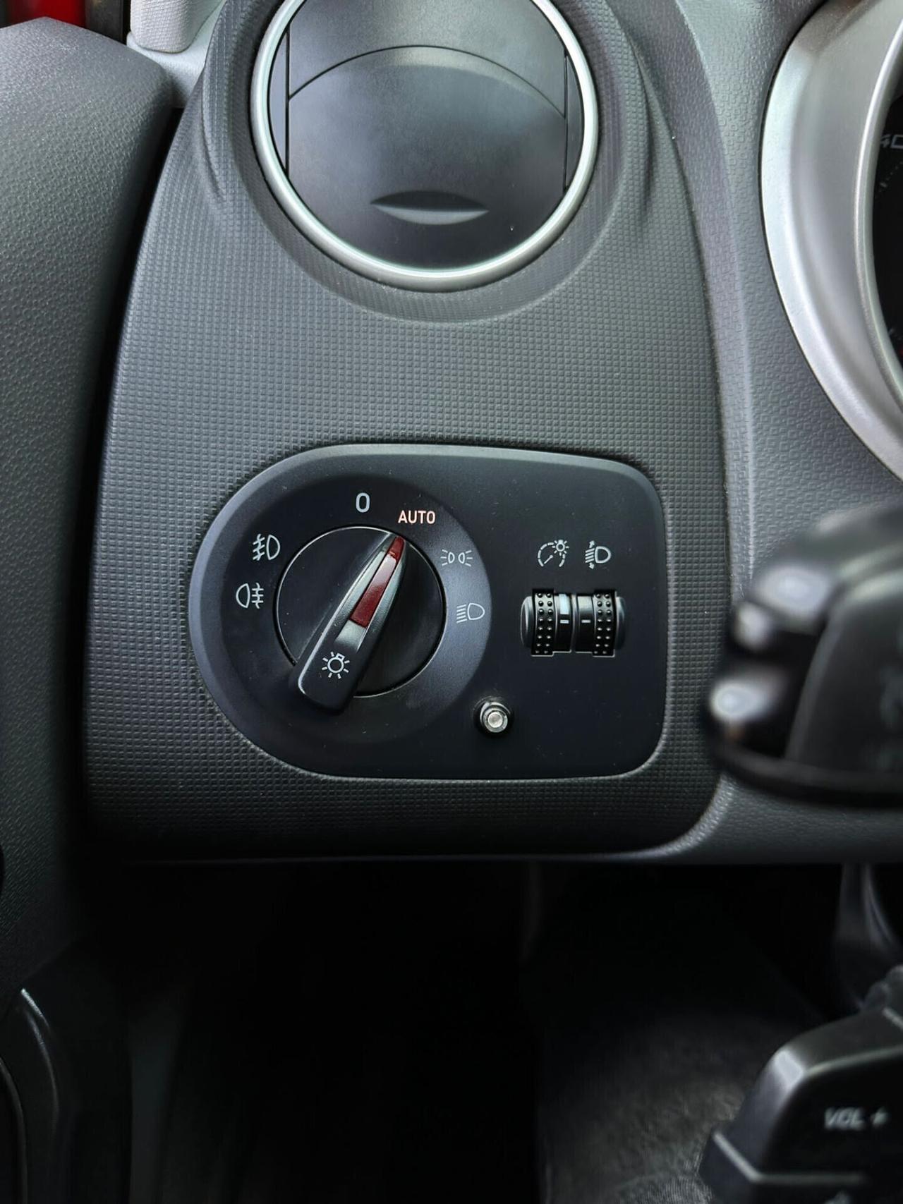 Seat Ibiza 1.4 benzina" COPA"neo patentati