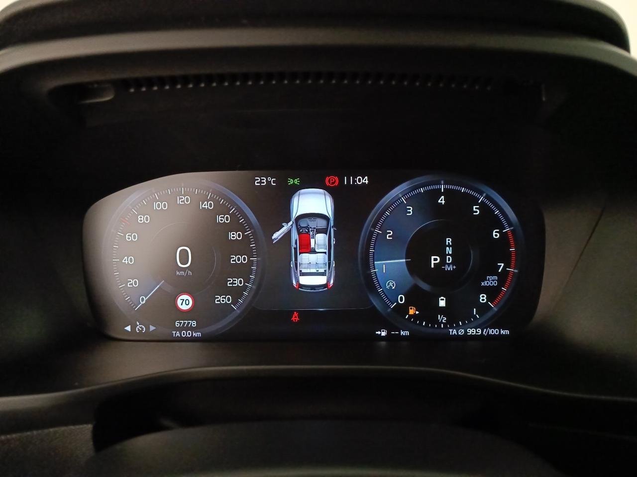 VOLVO XC40 2.0 b4 Momentum awd auto my21
