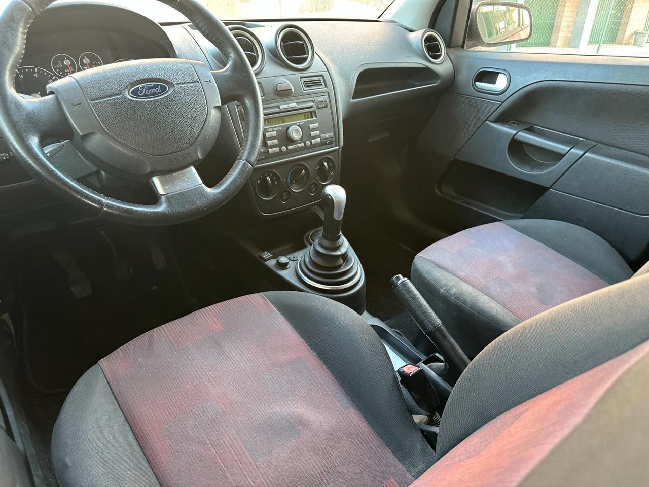 Ford Fiesta 1.2 METANO NEOPATENTATI