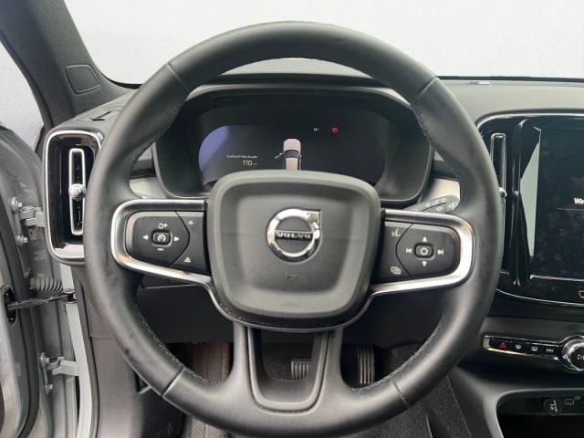 VOLVO XC40 B3 automatico Core