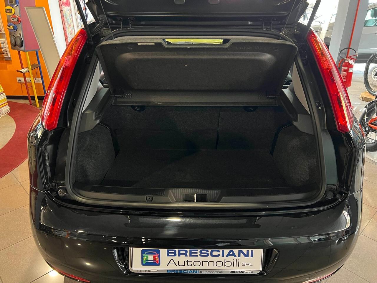 Fiat Punto 1.4 8V 5 porte Natural Power Street