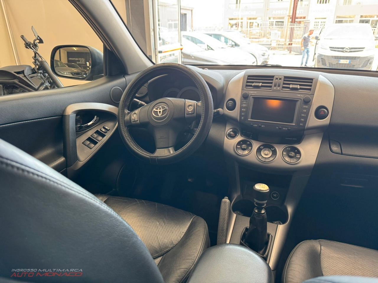 Toyota RAV 2.2 D-4D 177CV Luxury 2008