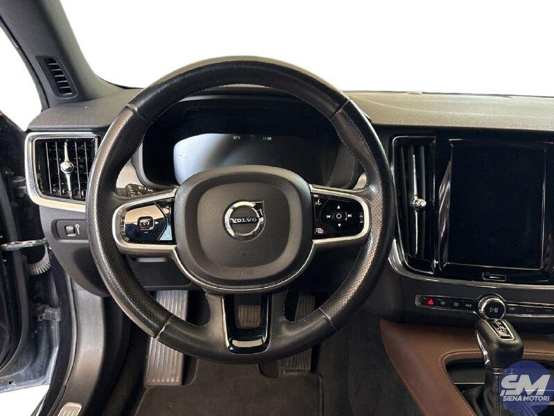 Volvo V90 D4 Geartronic Momentum