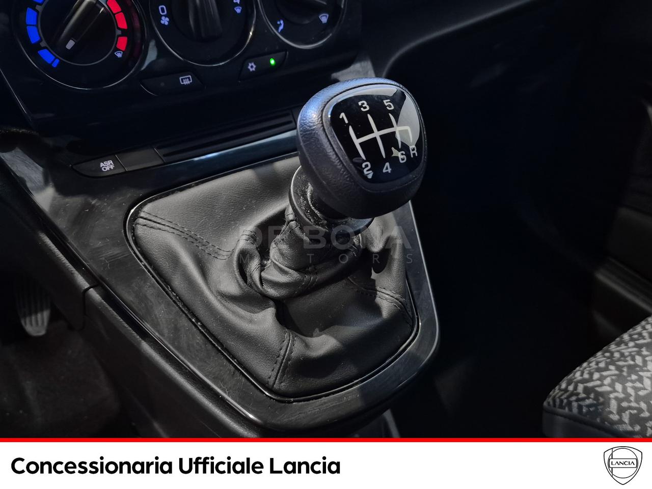 Lancia Ypsilon 1.0 firefly hybrid silver s&s 70cv