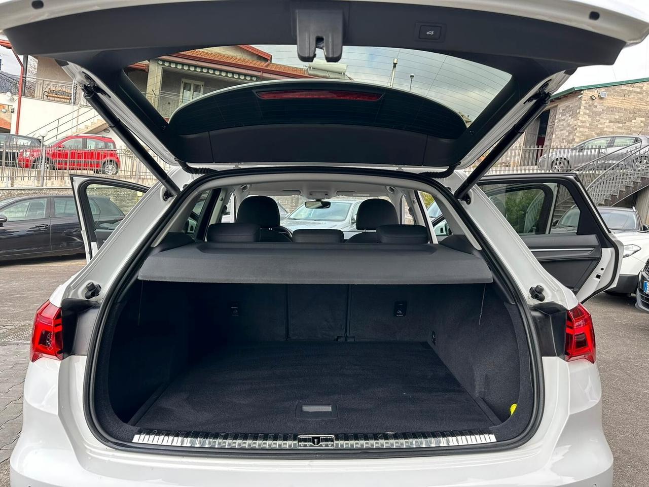 Audi Q3 35 TDI S tronic line edition