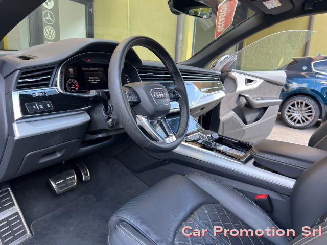 AUDI Q8 3.0 TDI quattro tiptronic S-line