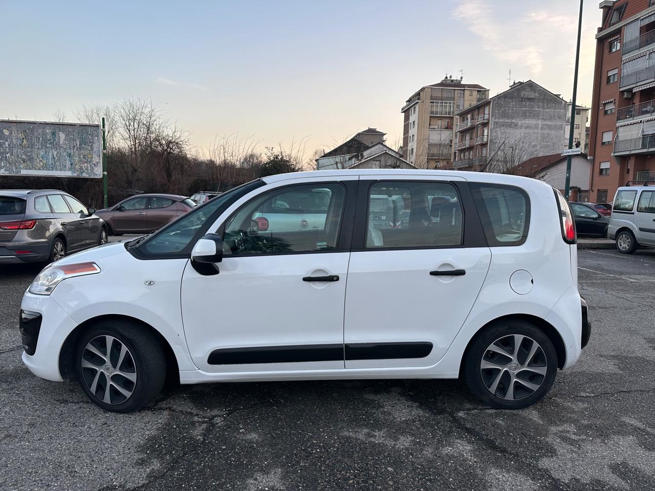 Citroen C3 Picasso C3 Picasso 1.4 VTi 95 metano della casa